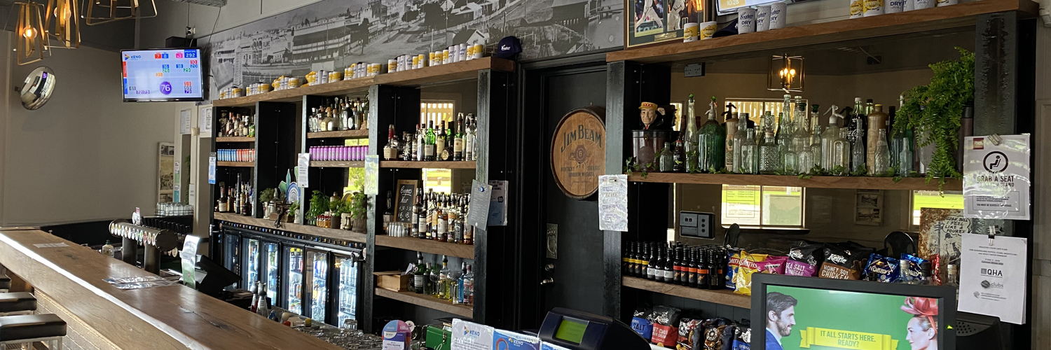 Barrier Reef Hotel Public Bar
